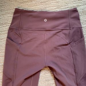 Lulu workout pants